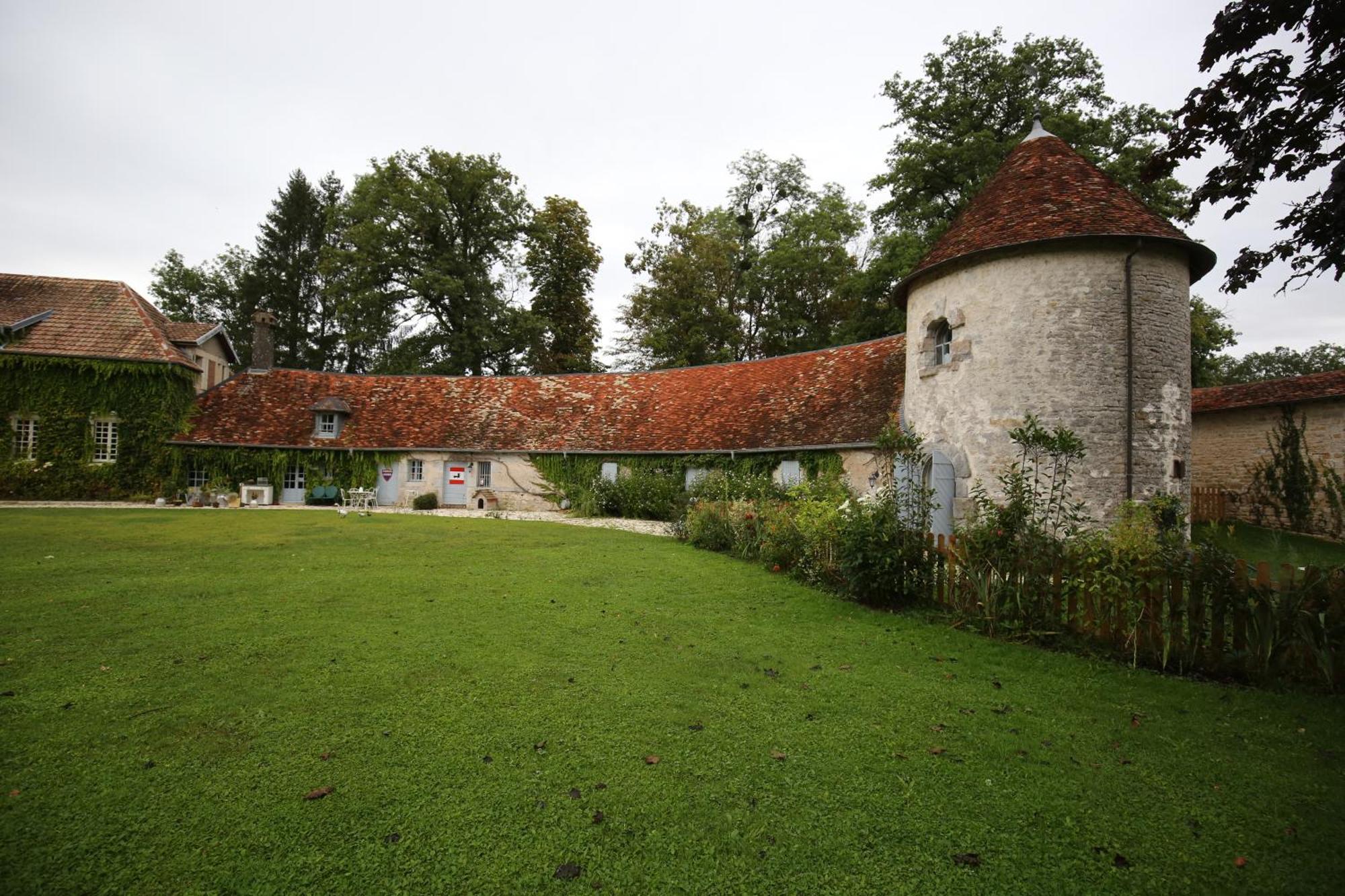 La Roulotte Deluxe De Malpas Bed & Breakfast Quingey Eksteriør bilde