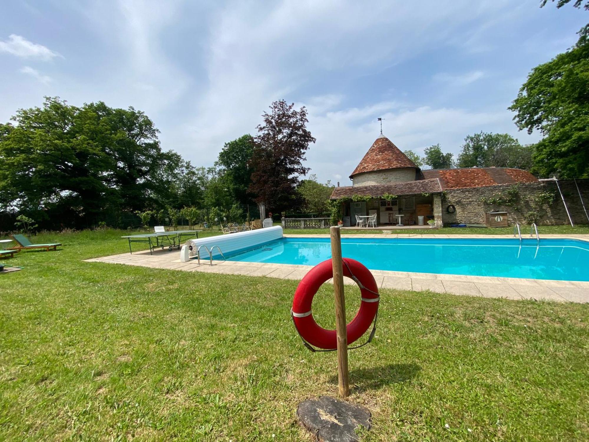 La Roulotte Deluxe De Malpas Bed & Breakfast Quingey Eksteriør bilde