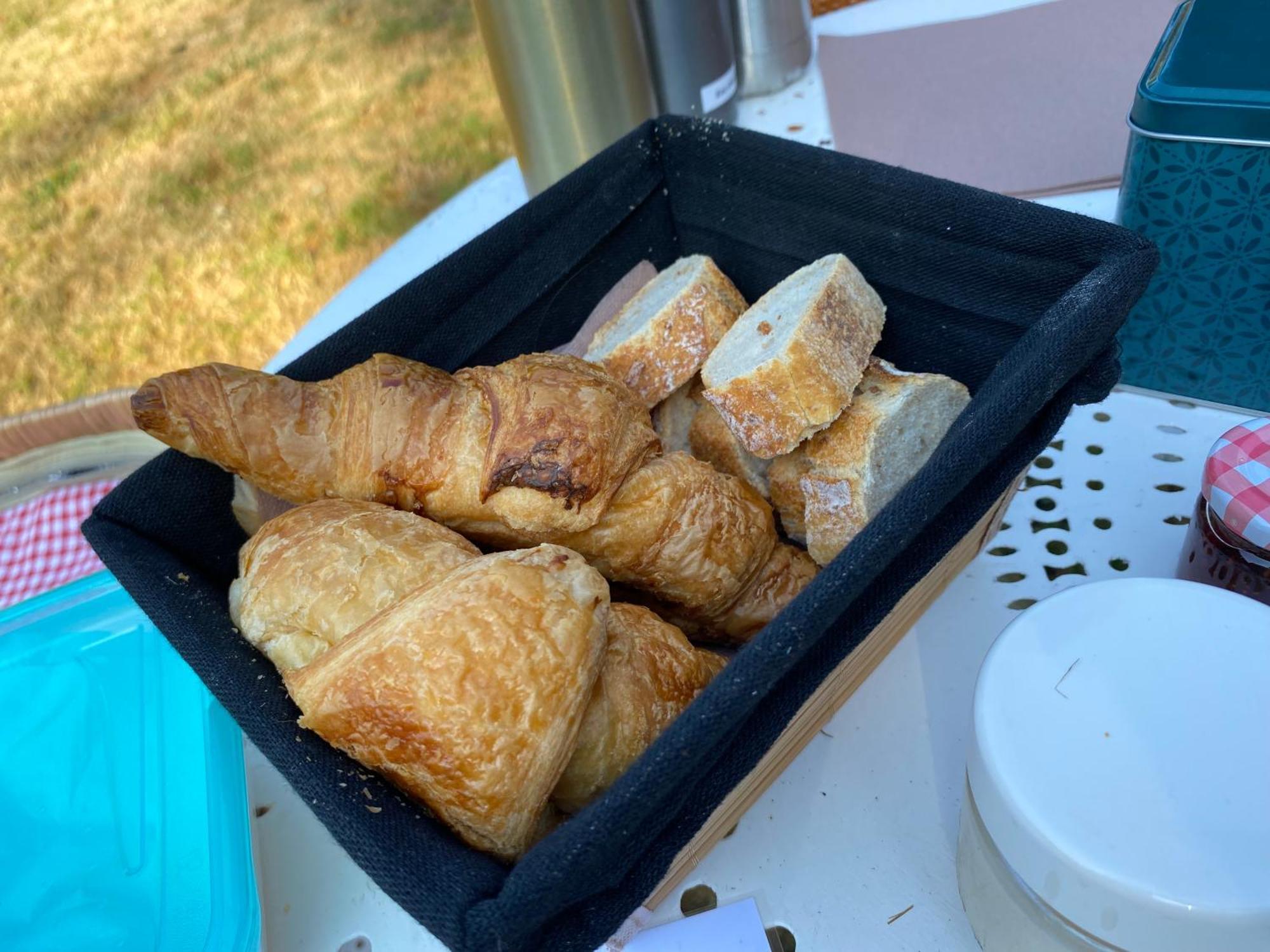 La Roulotte Deluxe De Malpas Bed & Breakfast Quingey Eksteriør bilde